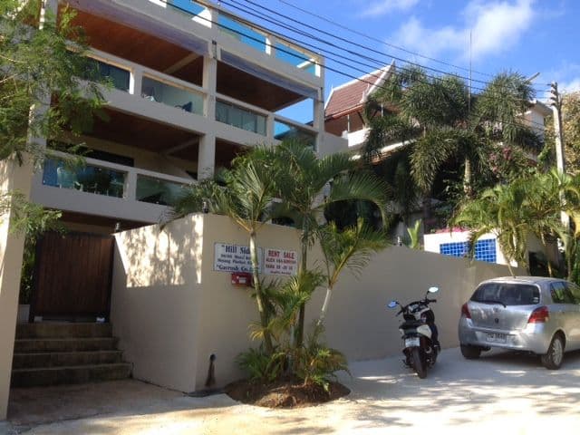 Hill Side Apartment main view