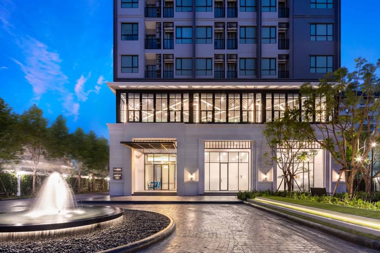 KNIGHTSBRIDGE COLLAGE RAMKHAMHAENG main view