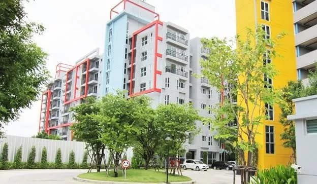 The Escape Building B main view