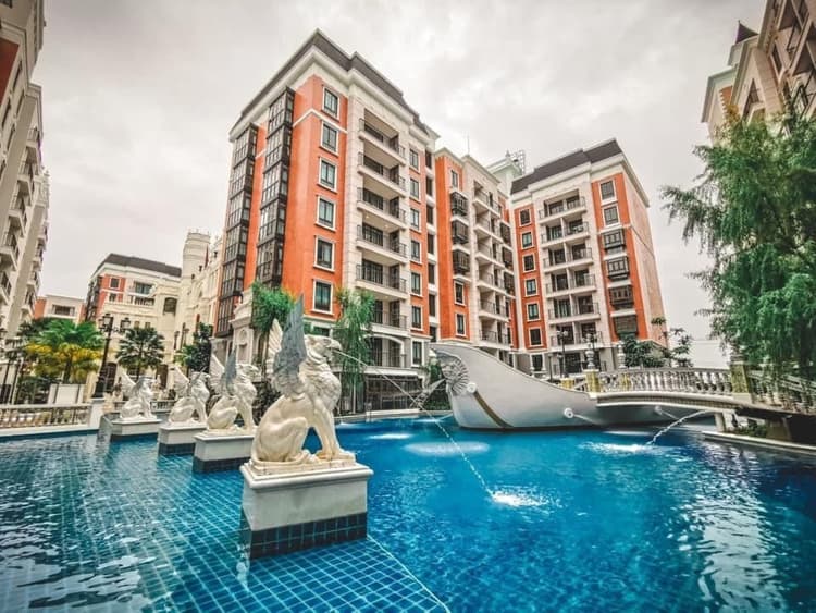 Espana Condo Resort Pattaya main view