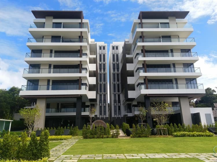Escape Condominium main view