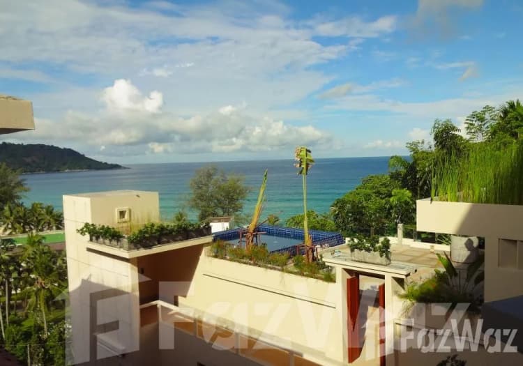 Seaview Residence main view