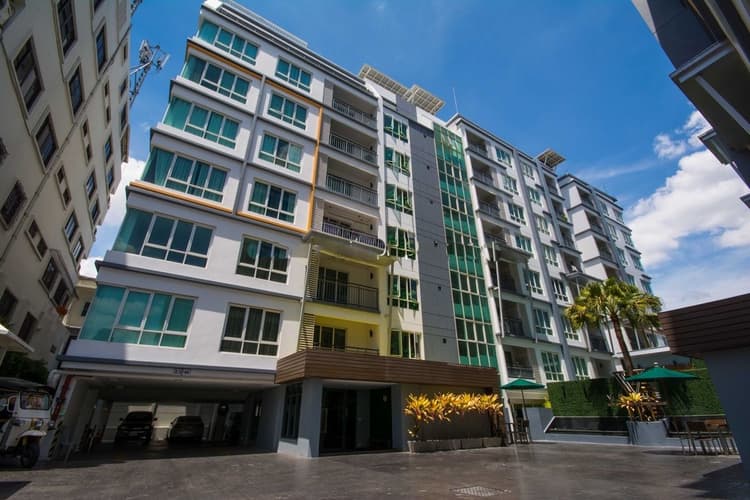 Voque Sukhumvit 16 main view