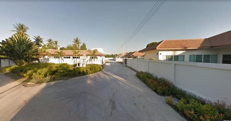 Oasis Pool Villa Hua Hin main view