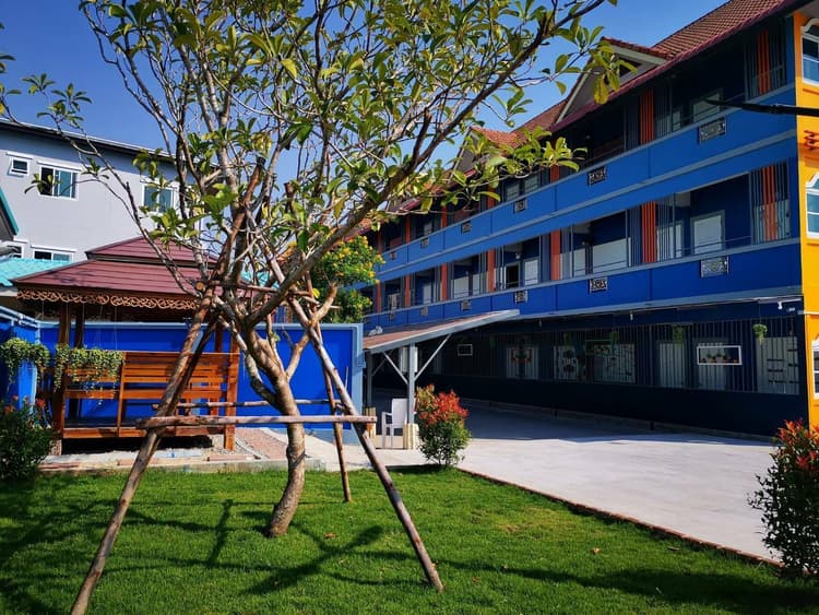 Blue Bed Pattaya main view