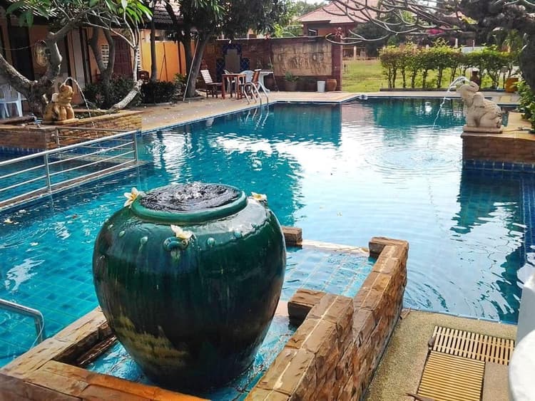 Pattaya Paradise Village 2 main view