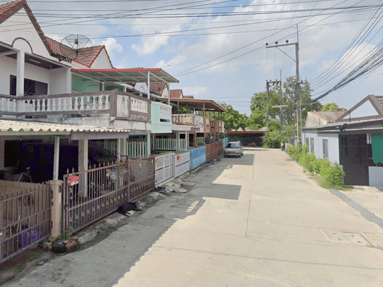 Chonburi Land and House main view