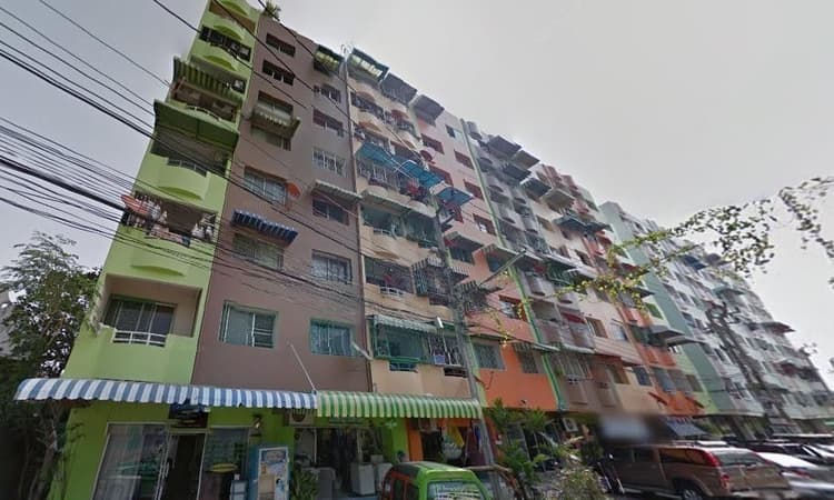 Baan Tri - wit main view