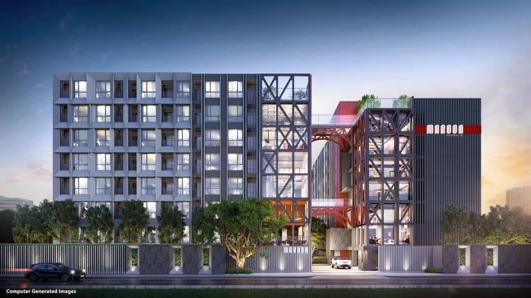 Maroon Ratchada 32 main view