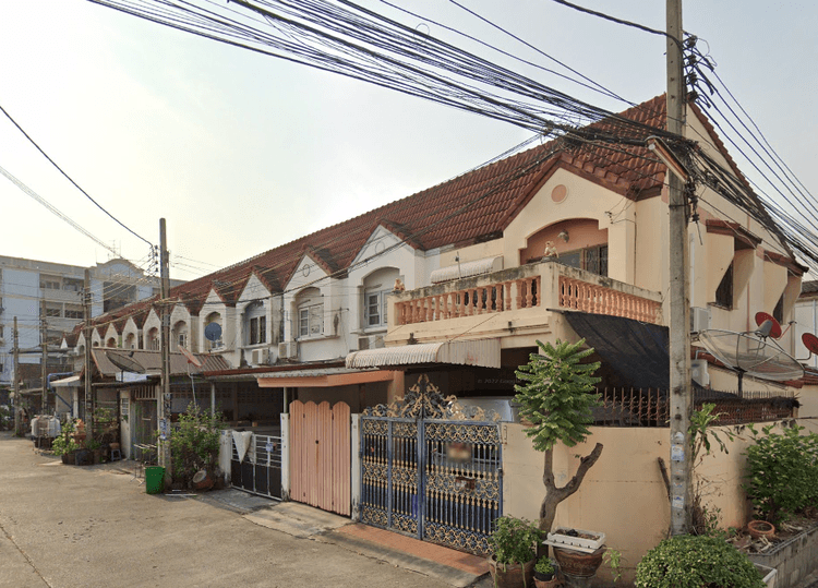 Kred Fah Thani main view