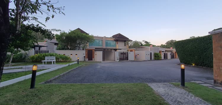 Baan Wana Pool Villas main view