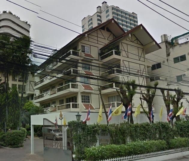 The Cottage 22 main view