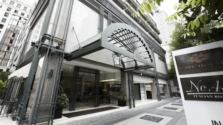 Cape House main view