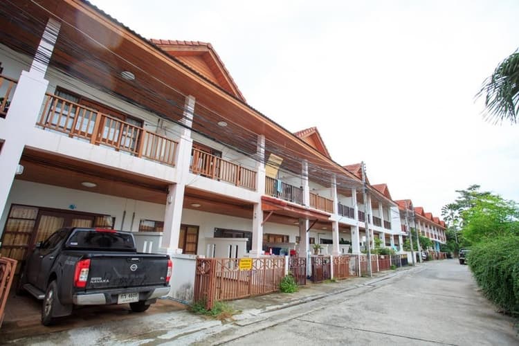 Chaweng Pattana Townhome main view