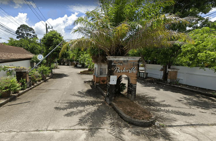 Bangthong Parkville main view