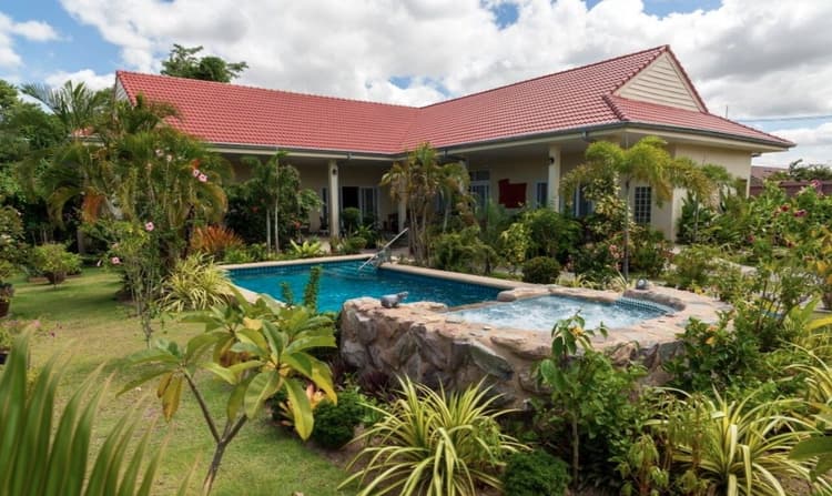 Sundance Villas main view