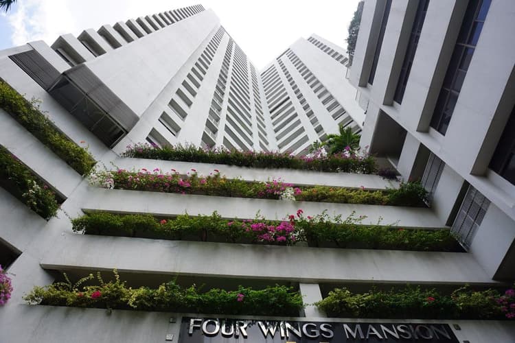 Four Wings Mansion main view