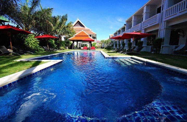 Ocean Lane Villas main view