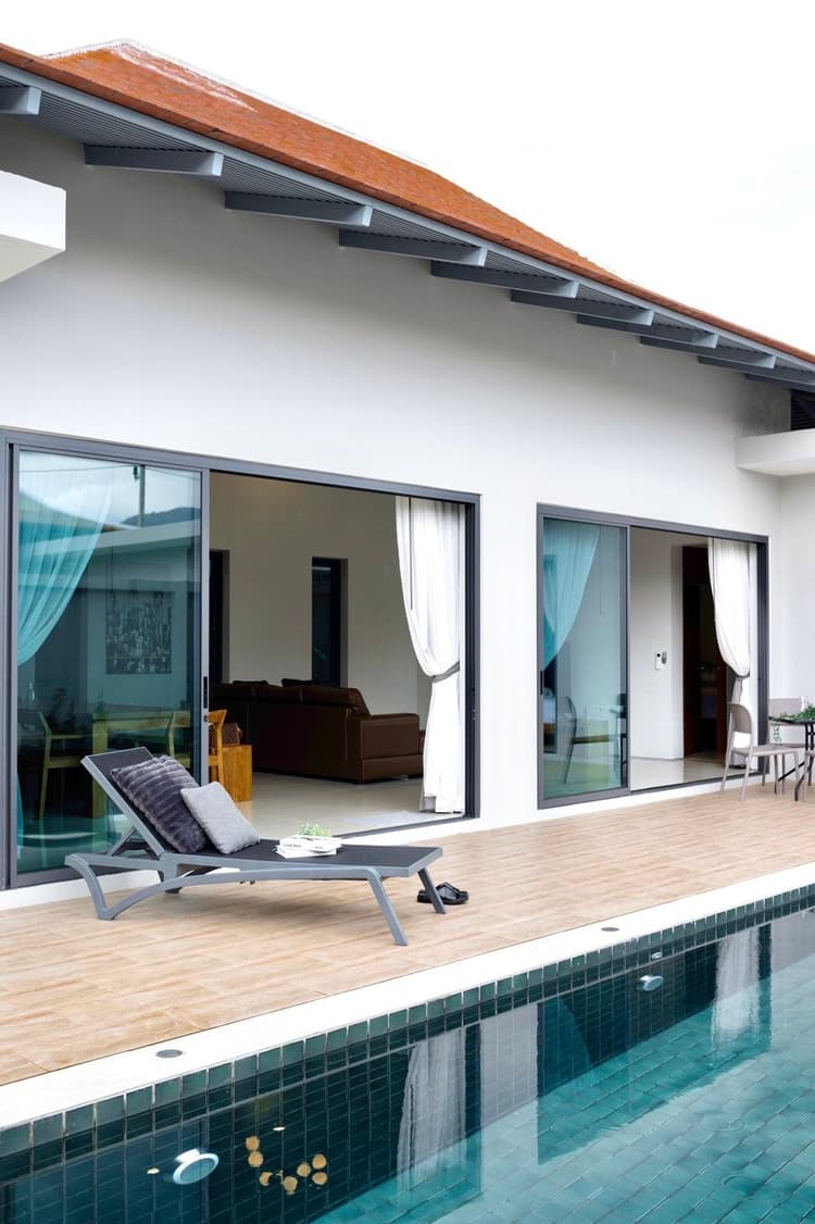 Radi Pool Villa main view