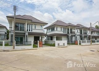 Prime Square Condominium main image