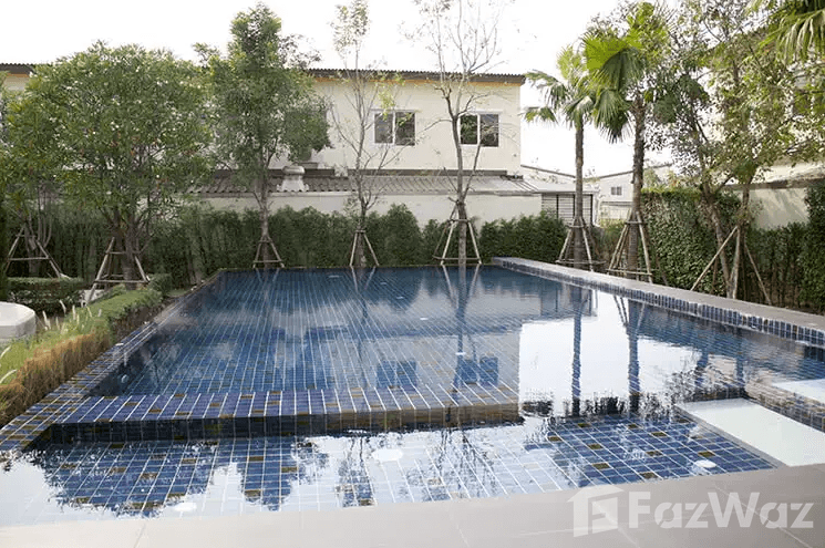 Golden Town Ramkhamhaeng-Wongwaen