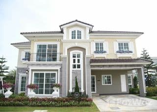 Golden Neo Sathorn main image