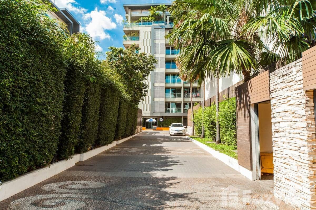 Richmond Hills Residence Thonglor 25