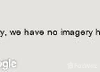 Lakeside court main image