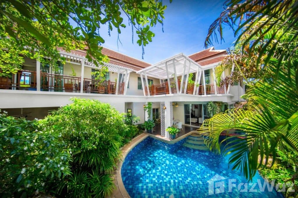 Palm Oasis Pool Villas