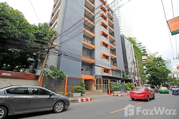 Prasanmitr Condominium