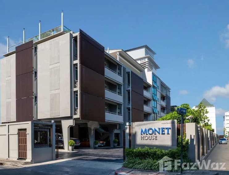 Monet House Apartment