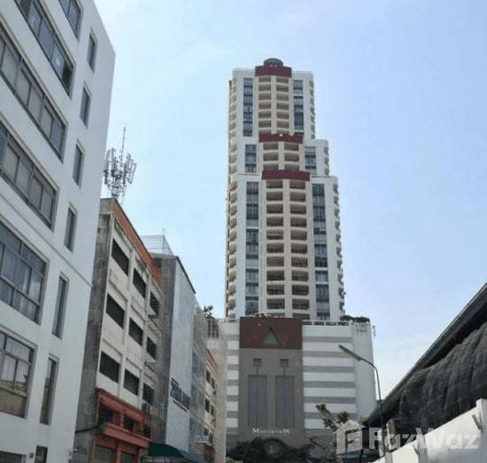 Master View Executive Place