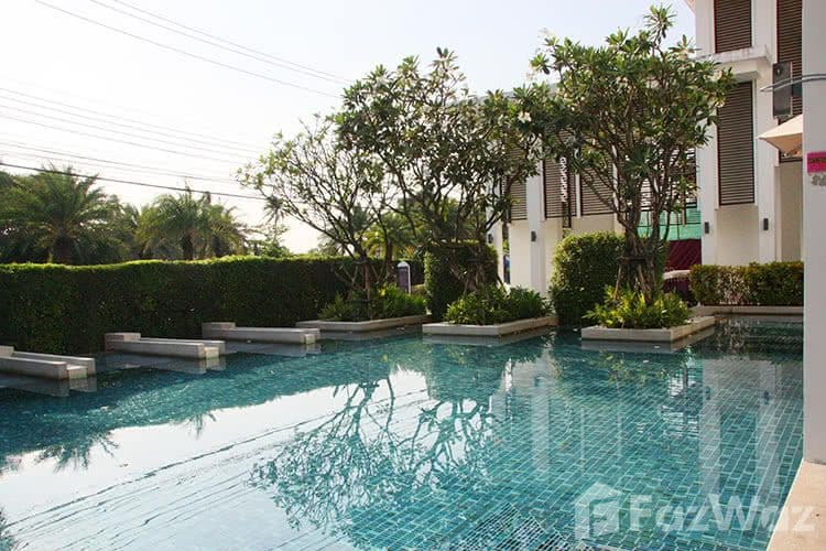 The Centro Rattanathibet