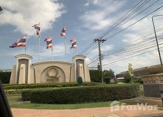 Q.Twelve Ratchapruek main image