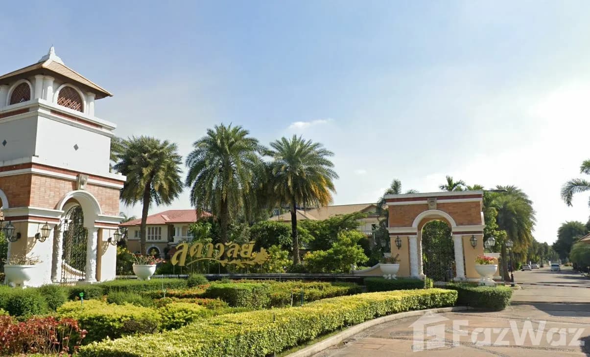 Ladawan Sukhumvit 103