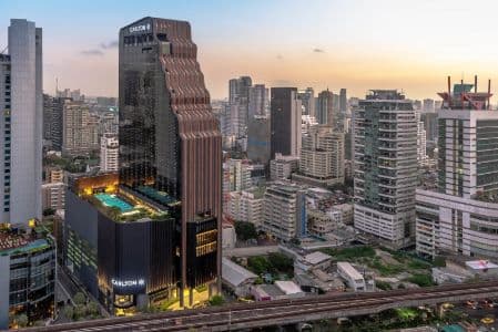 BKK Sukhumvit Property background image