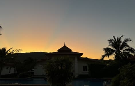 Sunset Real Estate Co., Ltd background image