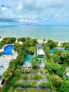 AC REAL ASSET  CO.,LTD.  background image