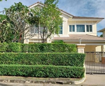 Good Property Exchange background image