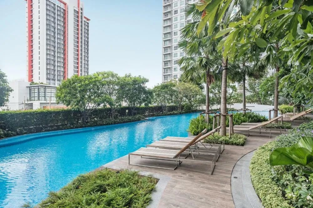 Project Name The Key Sathorn-Charoenraj