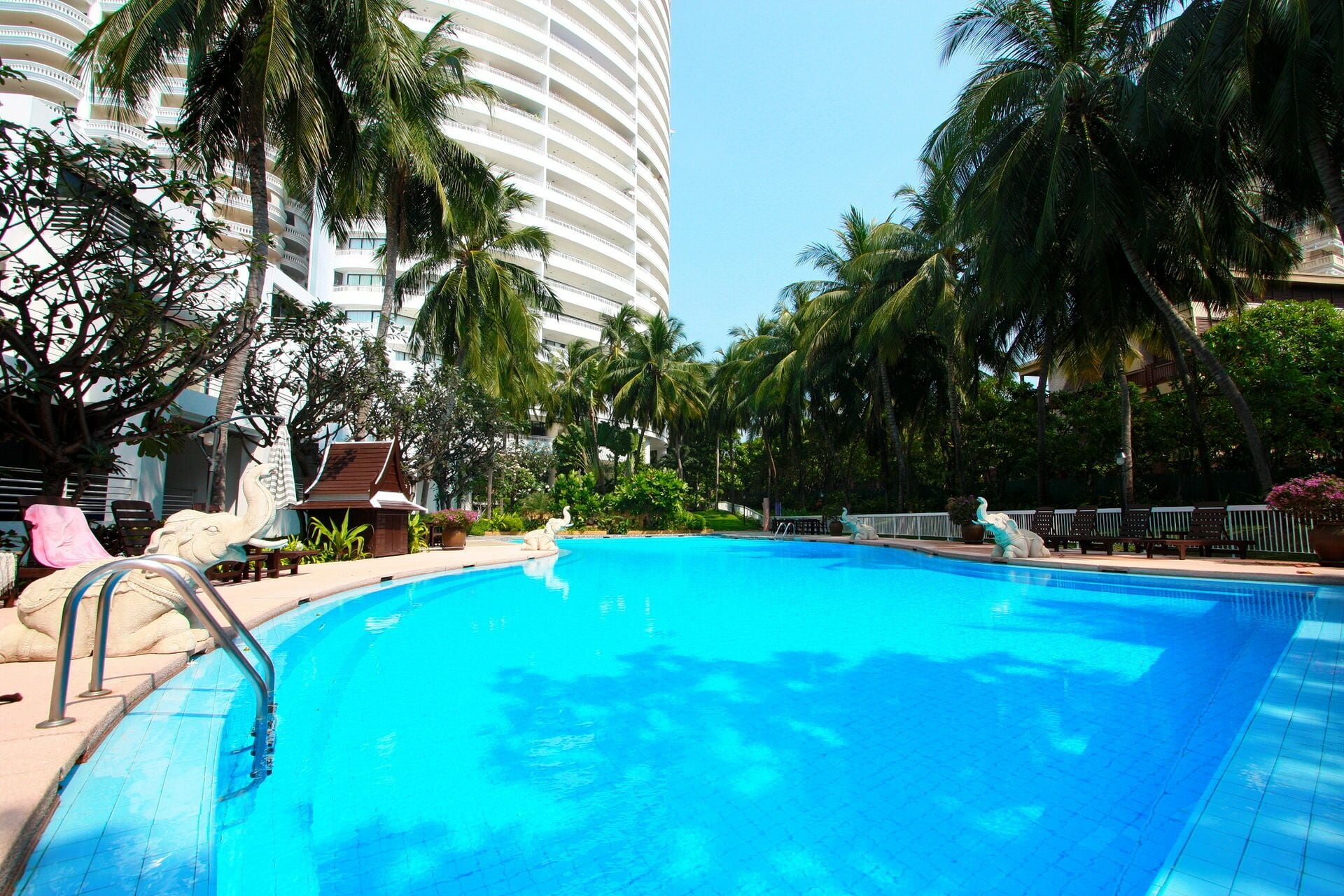 Project Name Saranchol Condominium