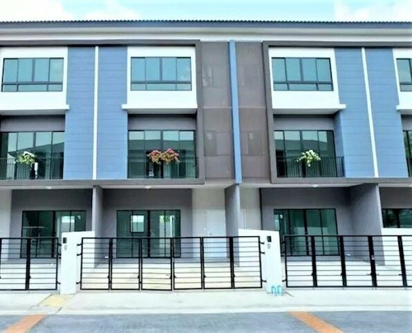 Project Name The Connect Ladprao 126