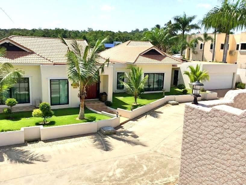 Project Name Freeway Villas