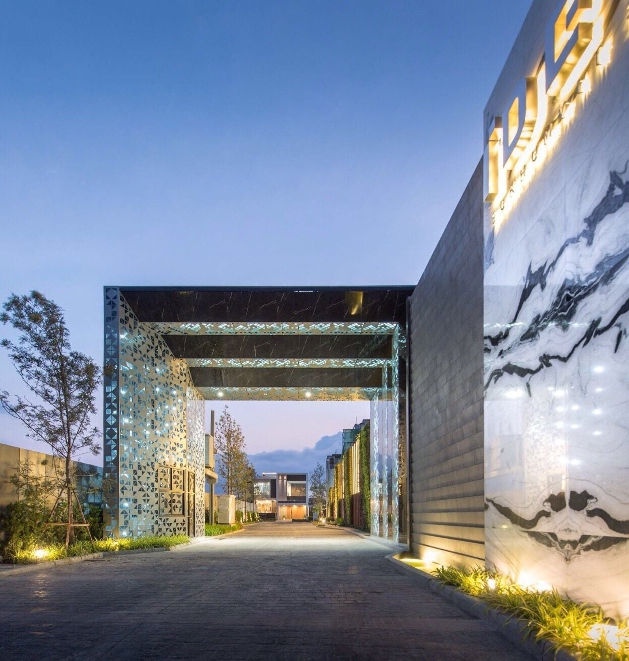 Project Name IRIS Residence 101