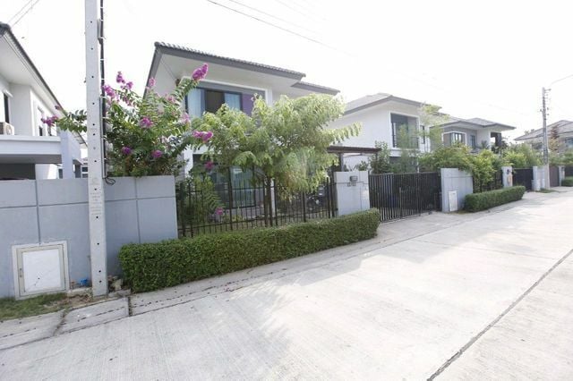 Project Name Delight Rattanathibet-Tha It