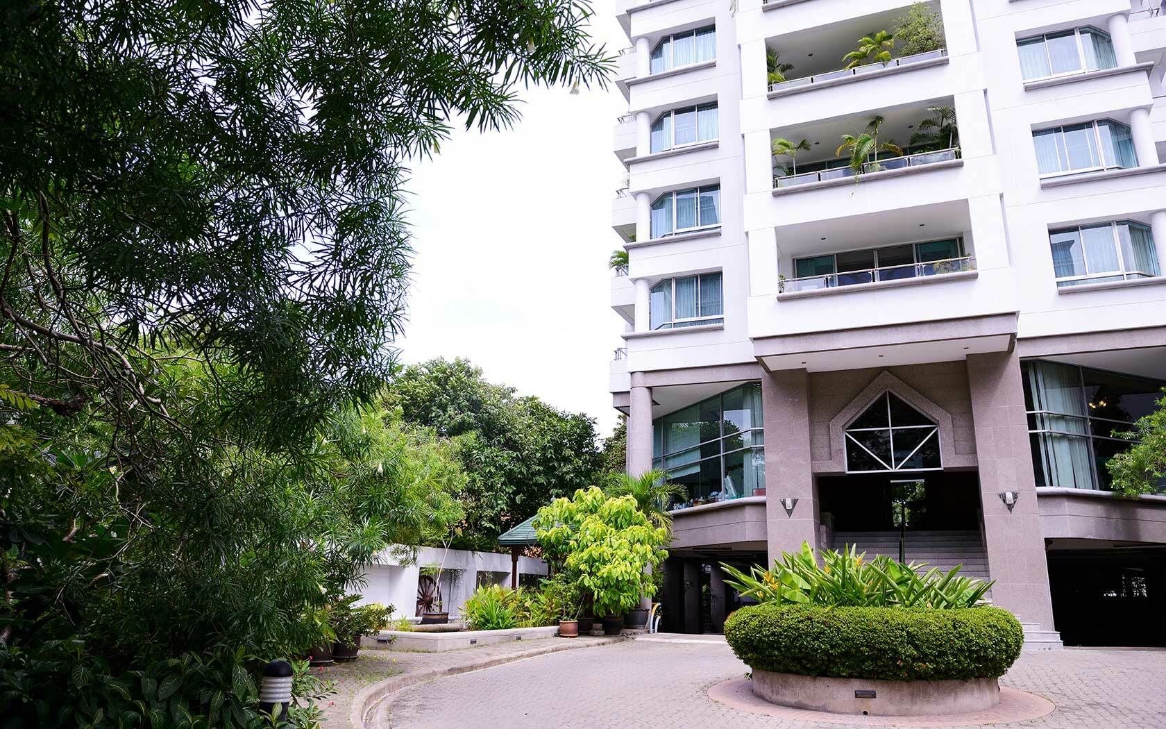 Project Name Suan Phinit Place