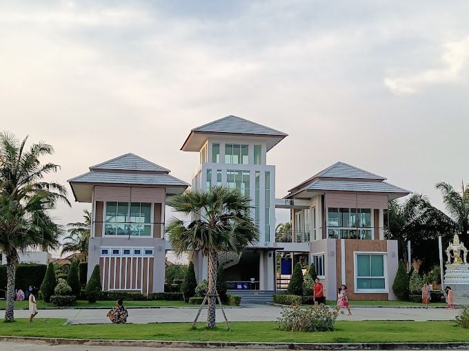 Project Name The Palm Phla Beach