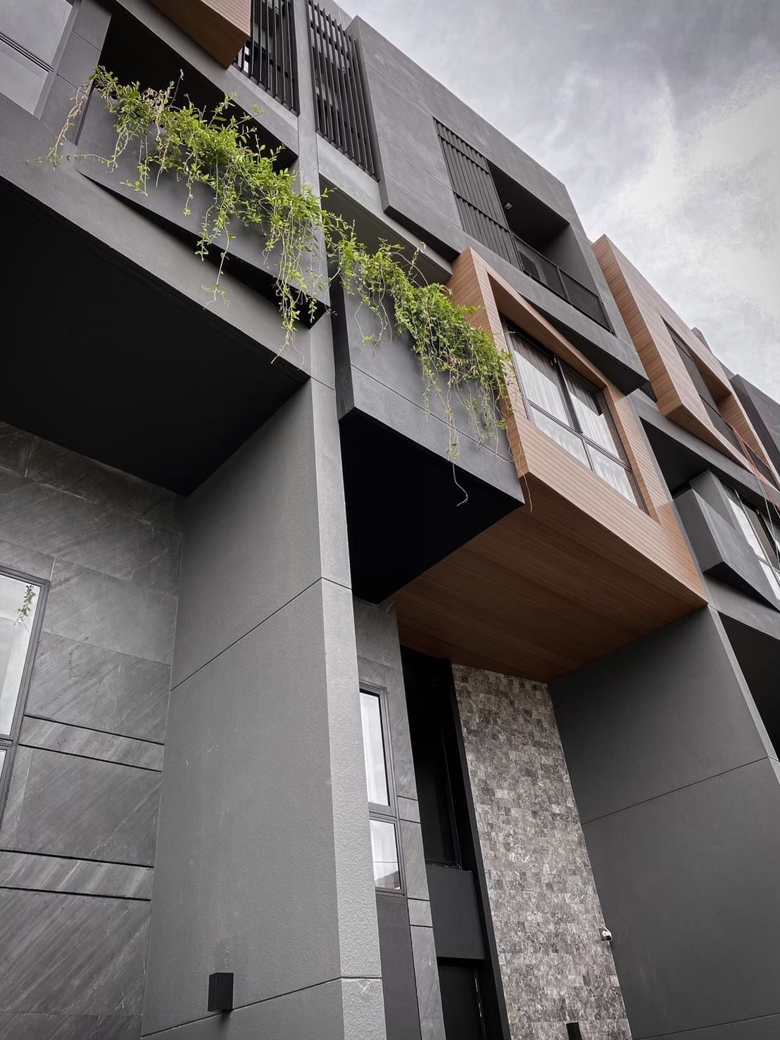 Project Name L SCAPE Ratchada 20