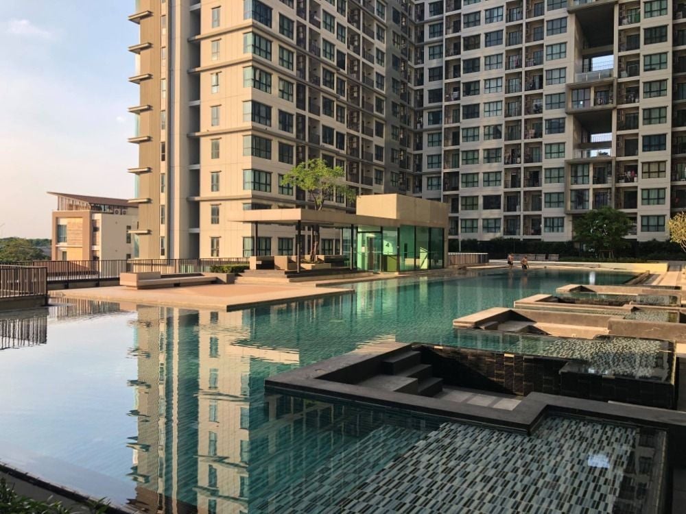 Project Name The Base Chaengwattana