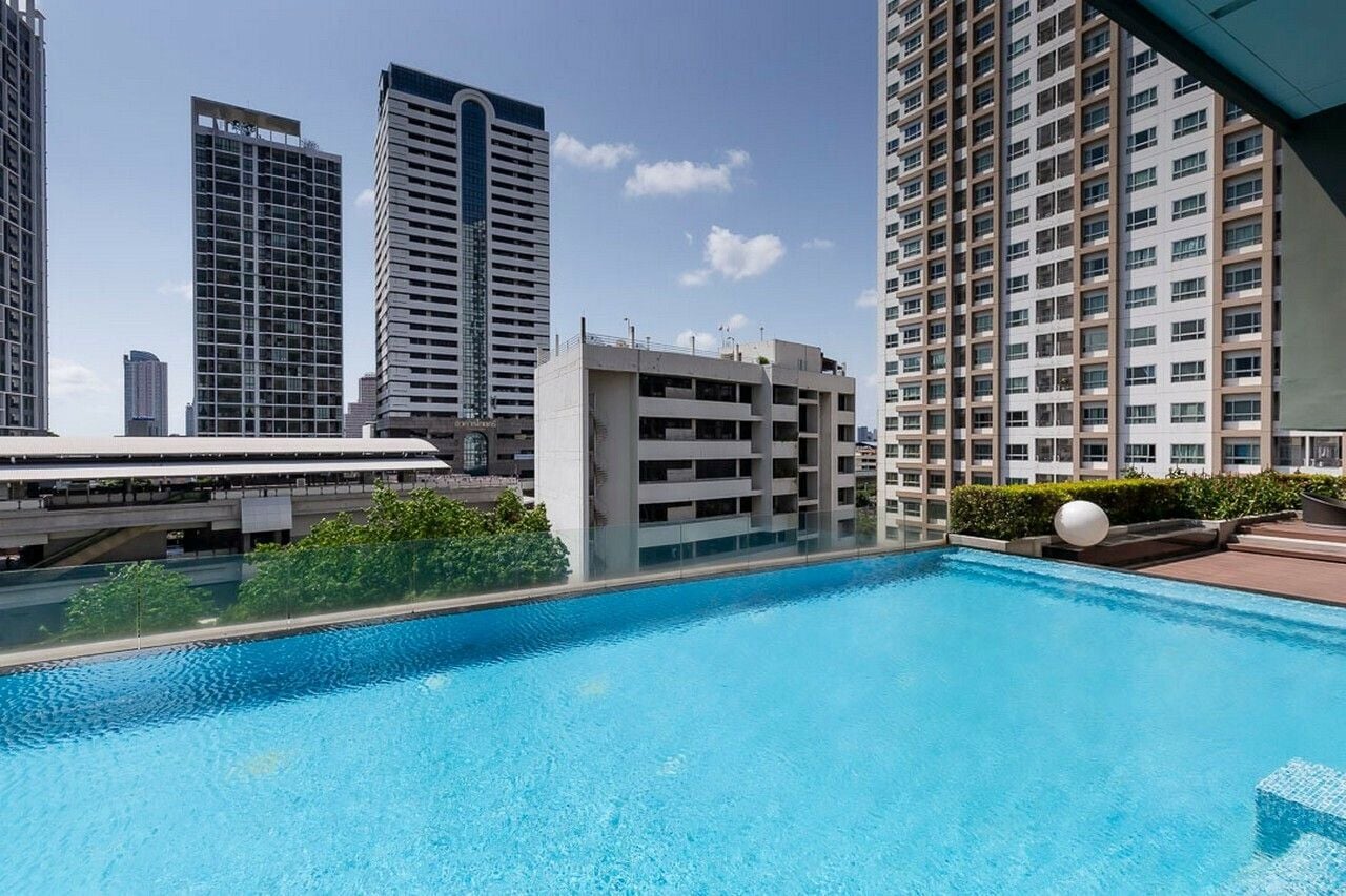 Project Name Hive Sathorn